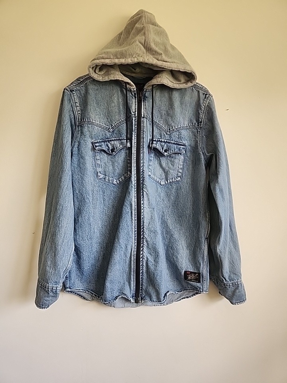 Levi's Justin Timberlake Fresh Leaves Hooded Denim Trucker Jacket Mens M Y2K